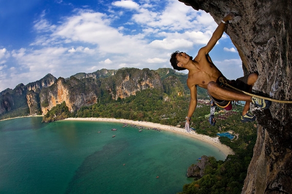 Самый популярный вид активного досуга в провинции Краби, вид на West Railay beach