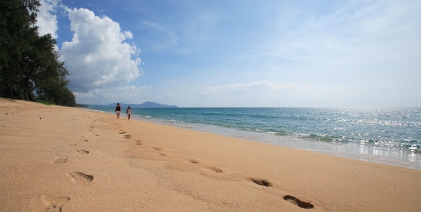 Mai Khao beach