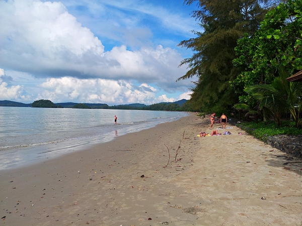 Центральная часть Nopparat Thara beach